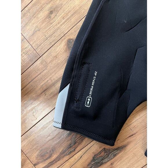 NWT Seadoo mens small wetsuit shorties - Picture 5 of 7